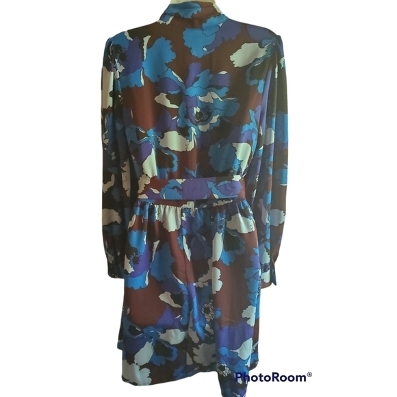 NEW Who What Wear High Neck Floral Dress - Picture 4 of 16